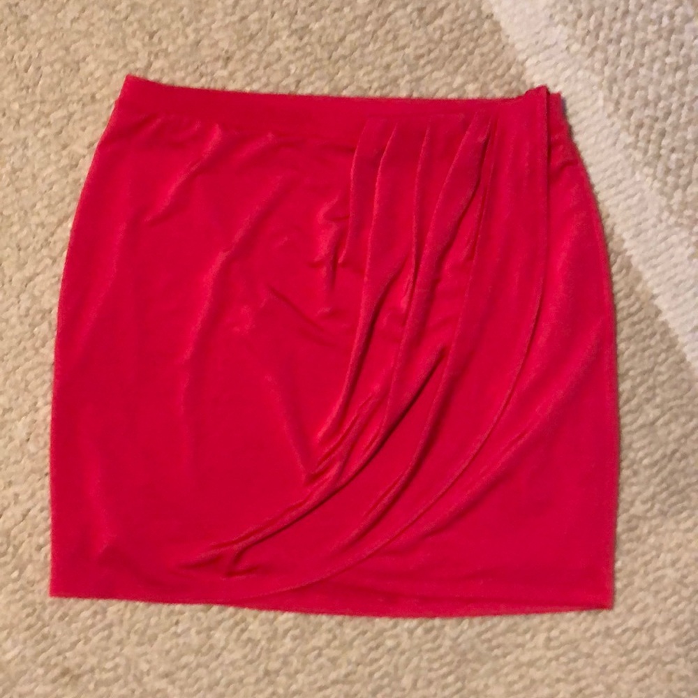 Tulip mini skirt